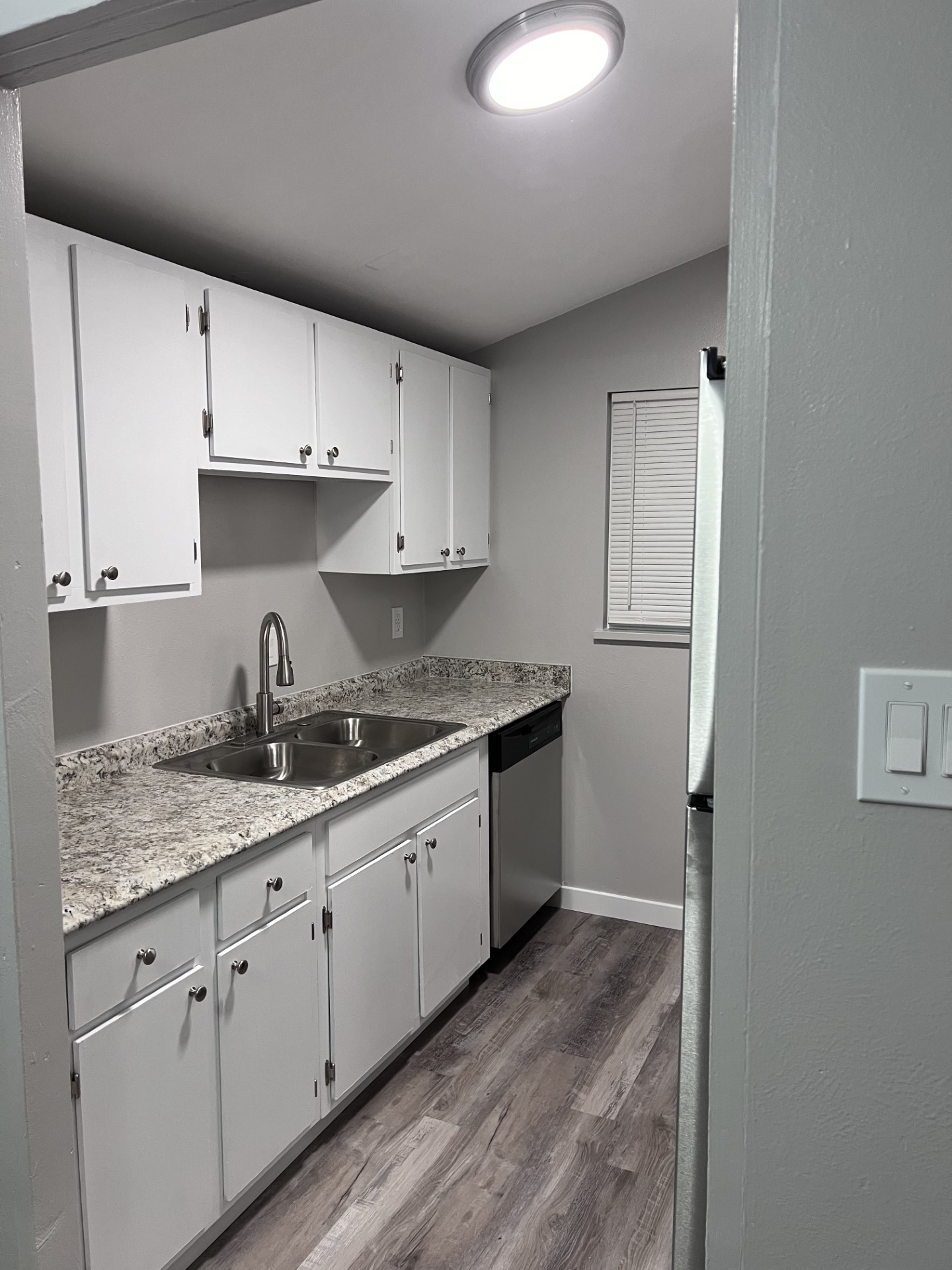 2115 4th Ave - B
